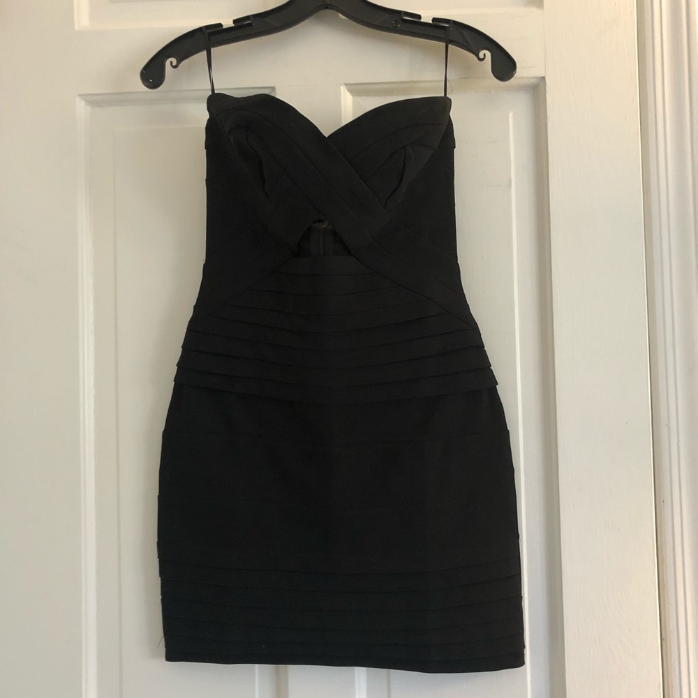 Tobi black strapless body con dress with cutout - Picture 2 of 6